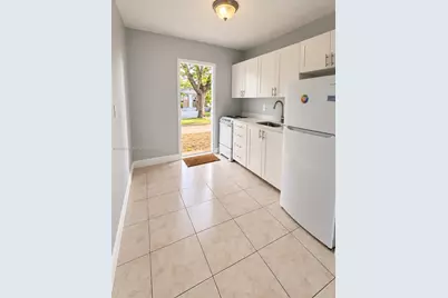 401 NW 43rd Ct #3, Oakland Park, FL 33309 - Photo 4