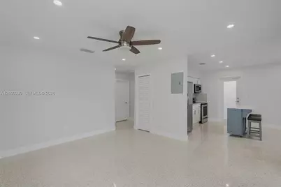 1023 SW 11th St #1023, Miami, FL 33129 - Photo 6