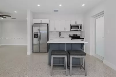 1023 SW 11th St #1023, Miami, FL 33129 - Photo 2