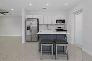 1023 SW 11th St, Miami, FL 33129 - Photo 2