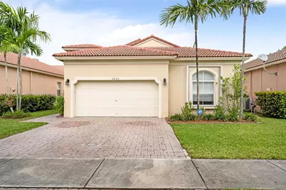 2223 Portofino Ave, Homestead, FL 33033 - Photo 1