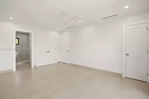 7238 Jacaranda Ln, Miami Lakes, FL 33014 - Photo 18