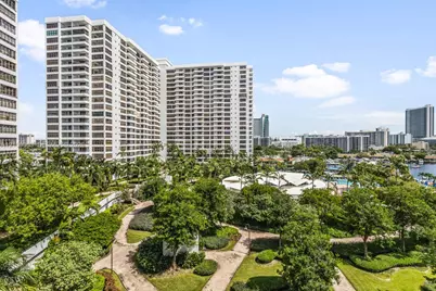 600 Three Islands Blvd #612, Hallandale Beach, FL 33009 - Photo 14