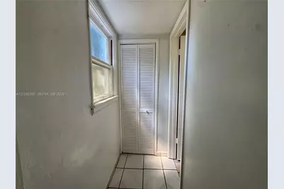 215 Columbus Pkwy, Hollywood, FL 33021 - Photo 10