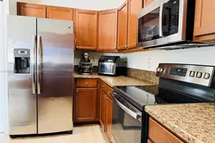 3539 W 89th Pl, Hialeah, FL 33018 - Photo 10