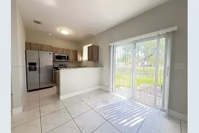 806 NW 5th Ave, Hallandale Beach, FL 33009 - Photo 10