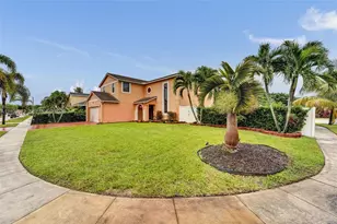 3261 Crystal Way, Miramar, FL 33025 - Photo 2