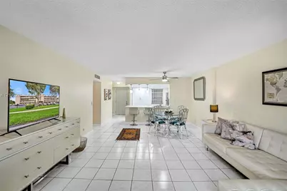 424 SE 10th St #204, Dania Beach, FL 33004 - Photo 12
