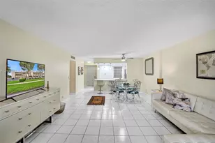 424 SE 10th St, Dania Beach, FL 33004 - Photo 12