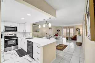 424 SE 10th St, Dania Beach, FL 33004 - Photo 2