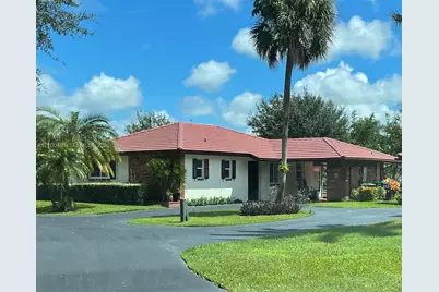 9065 Thunderbird Dr, Coral Springs, FL 33065 - Photo 2
