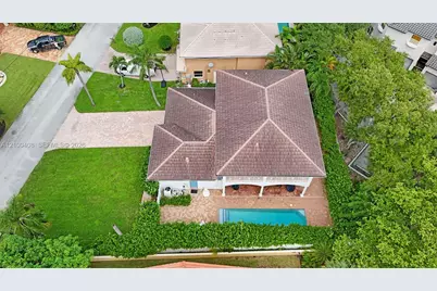 1950 Blue Water Terrace S, Lauderdale by the Sea, FL 33308 - Photo 34