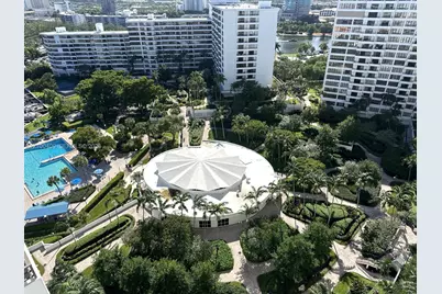 2500 Parkview Dr #2018, Hallandale Beach, FL 33009 - Photo 4