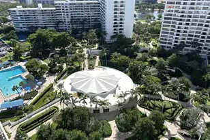 2500 Parkview Dr, Hallandale Beach, FL 33009 - Photo 4