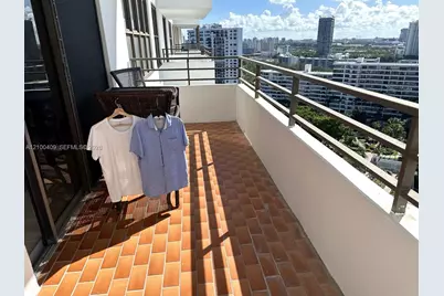 2500 Parkview Dr #2018, Hallandale Beach, FL 33009 - Photo 14
