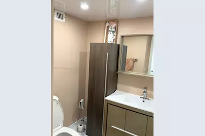 2500 Parkview Dr #2018, Hallandale Beach, FL 33009 - Photo 18