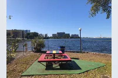 4709 NW 7th St #306-9, Miami, FL 33126 - Photo 22