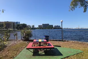 4709 NW 7th St, Miami, FL 33126 - Photo 22
