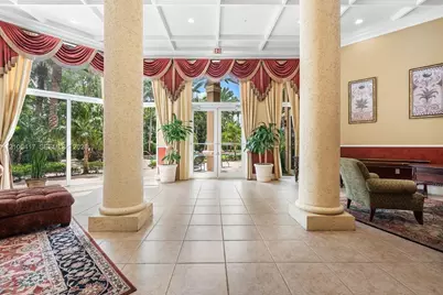 17150 N Bay Rd #2319, Sunny Isles Beach, FL 33160 - Photo 2