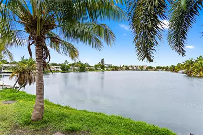 7830 W 8th Ave, Hialeah, FL 33014 - Photo 30