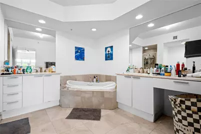 15051 Royal Oaks Ln #402, North Miami, FL 33181 - Photo 10
