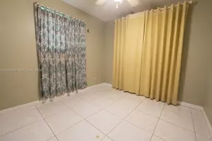 6641 SW 5th St, Pembroke Pines, FL 33023 - Photo 12