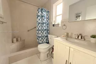 6641 SW 5th St, Pembroke Pines, FL 33023 - Photo 18