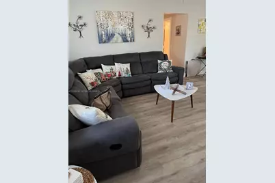 7810 NW 11th Ct #N/A, Pembroke Pines, FL 33024 - Photo 6