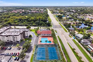 8040 Hampton Blvd, North Lauderdale, FL 33068 - Photo 26