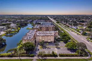 8040 Hampton Blvd, North Lauderdale, FL 33068 - Photo 30