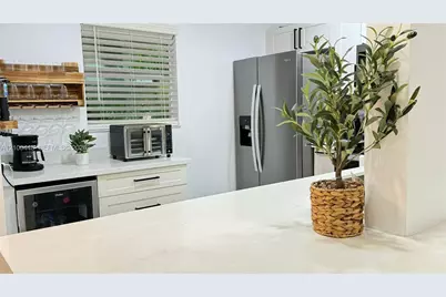 1800 N Lauderdale Ave #1117, North Lauderdale, FL 33068 - Photo 2
