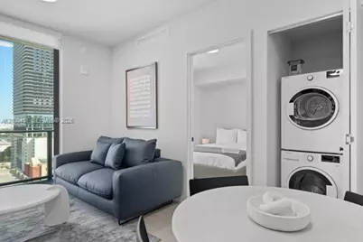 121 NE 5th St #1813, Miami, FL 33132 - Photo 18