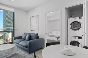 121 NE 5th St, Miami, FL 33132 - Photo 18
