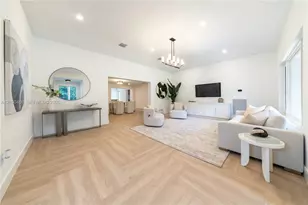 420 NE 55th Terrace, Miami, FL 33137 - Photo 4