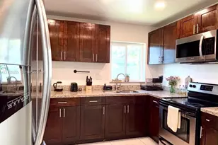75 NW 206th Terrace, Miami Gardens, FL 33169 - Photo 4