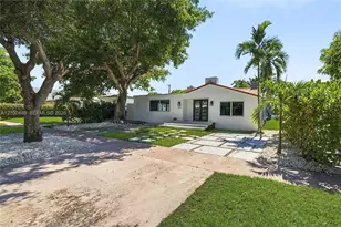 596 W 50th St, Miami Beach, FL 33140 - Photo 2