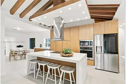 596 W 50th St, Miami Beach, FL 33140 - Photo 24