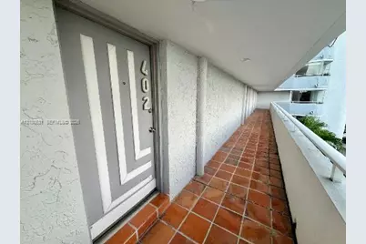 1650 NE 115th St #402, Miami, FL 33181 - Photo 2