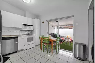 7677 NW 180th Terrace, Hialeah, FL 33015 - Photo 20