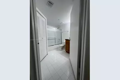 450 S Park Rd #5-205, Hollywood, FL 33021 - Photo 14
