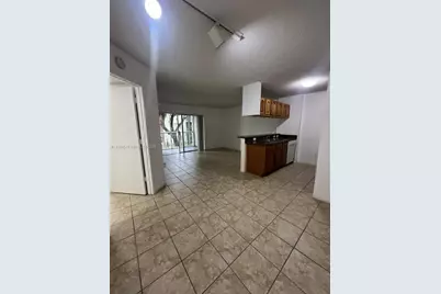 450 S Park Rd #5-205, Hollywood, FL 33021 - Photo 6