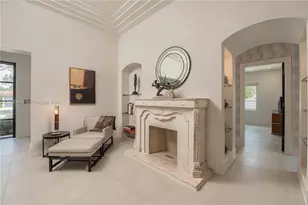 1042 NE 95th St, Miami Shores, FL 33138 - Photo 12