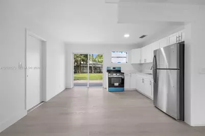 2733 Harding St, Hollywood, FL 33020 - Photo 10