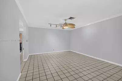 5921 SW 15th St, Plantation, FL 33317 - Photo 24