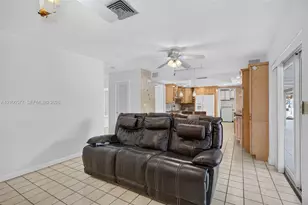 5921 SW 15th St, Plantation, FL 33317 - Photo 18