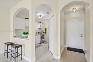 645 E Mowry Ct, Homestead, FL 33030 - Photo 4