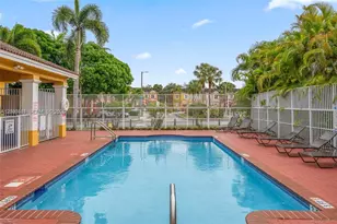 645 E Mowry Ct, Homestead, FL 33030 - Photo 26