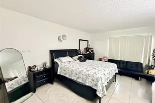 17901 NW 68th Ave, Hialeah, FL 33015 - Photo 8
