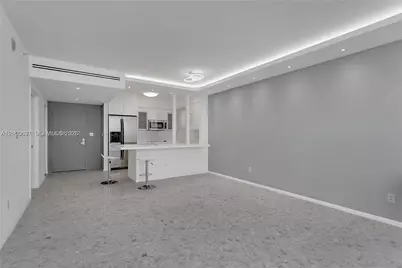 325 S Biscayne Blvd #4318, Miami, FL 33131 - Photo 6