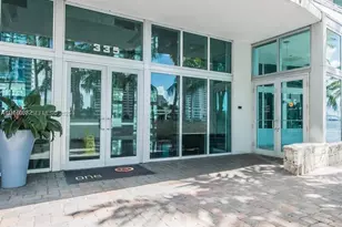 325 S Biscayne Blvd, Miami, FL 33131 - Photo 46